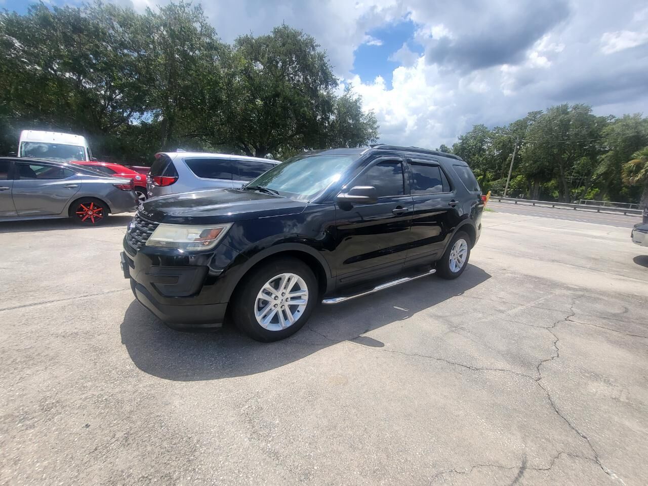 2017 FORD Explorer