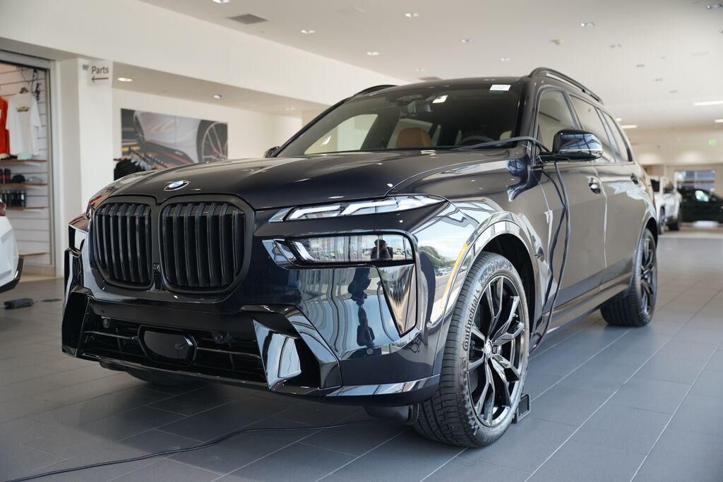 2027 BMW X7