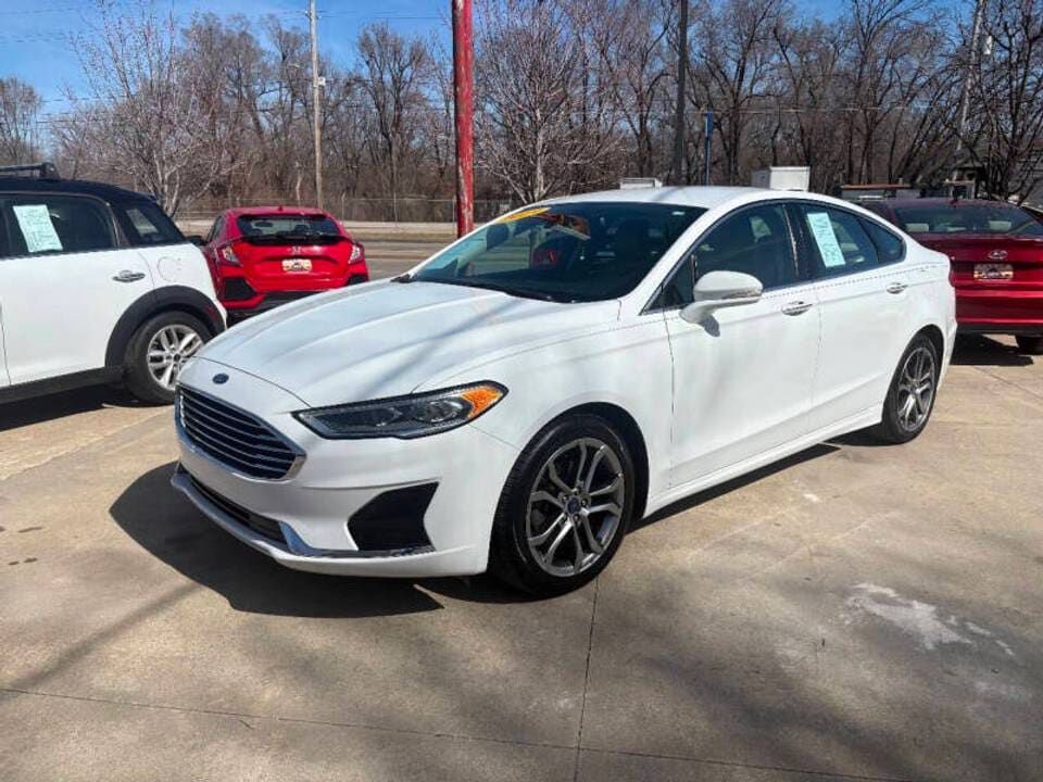 2019 FORD Fusion