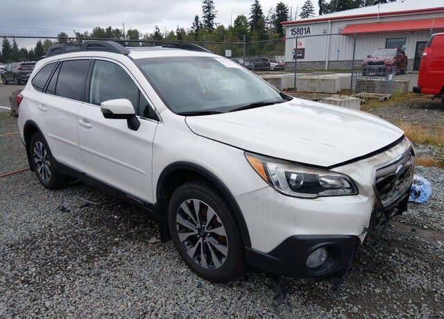 2015 SUBARU Outback