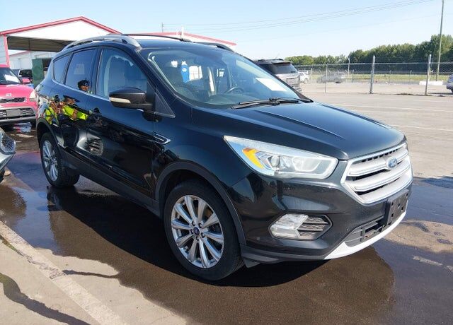 2017 FORD Escape