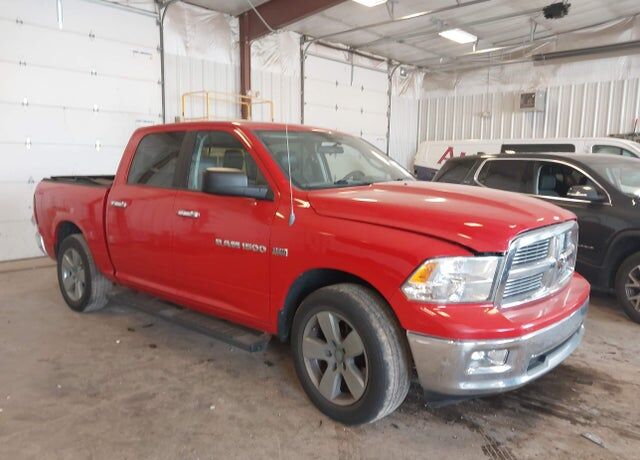 2012 DODGE Ram