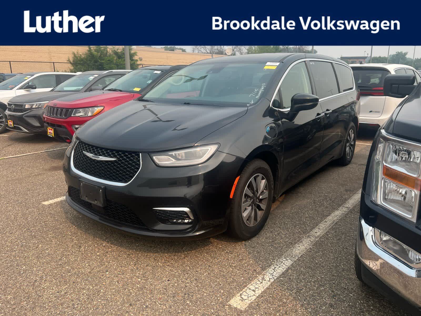 2023 CHRYSLER Pacifica
