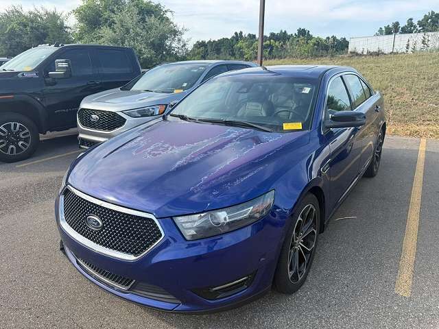 2013 FORD Taurus