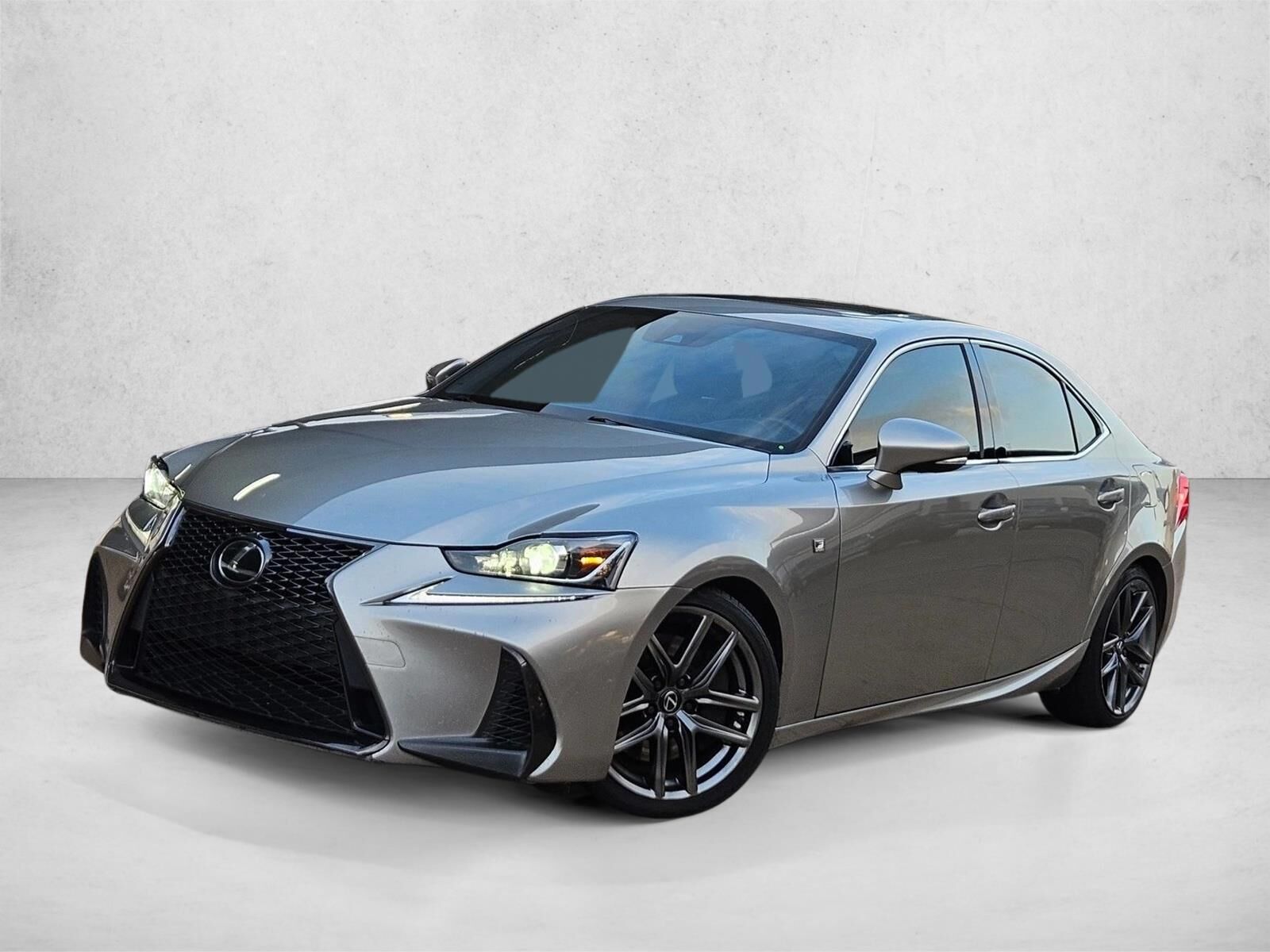 2019 LEXUS IS