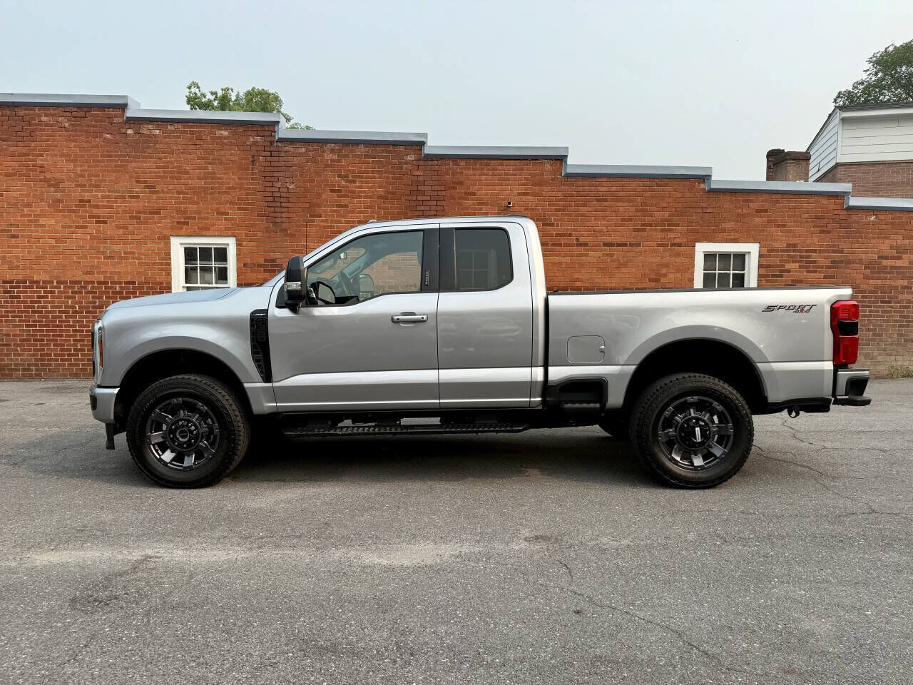 2024 FORD F-350