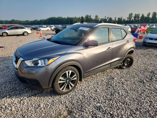 2019 NISSAN Kicks