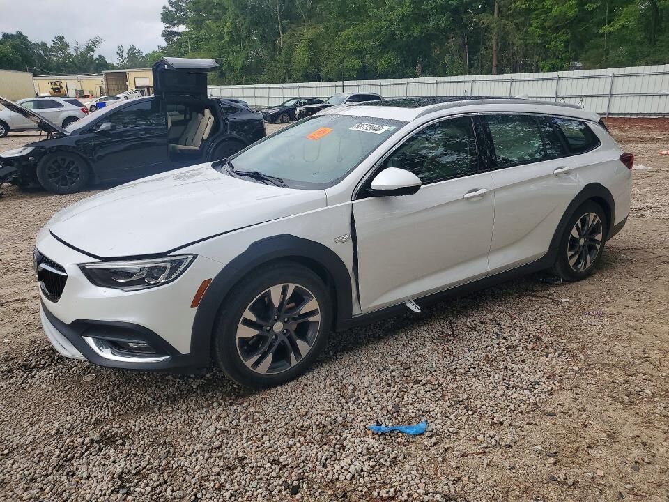 2018 BUICK Regal TourX