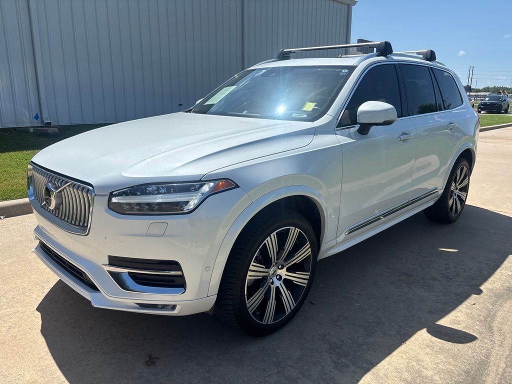 2021 VOLVO XC90