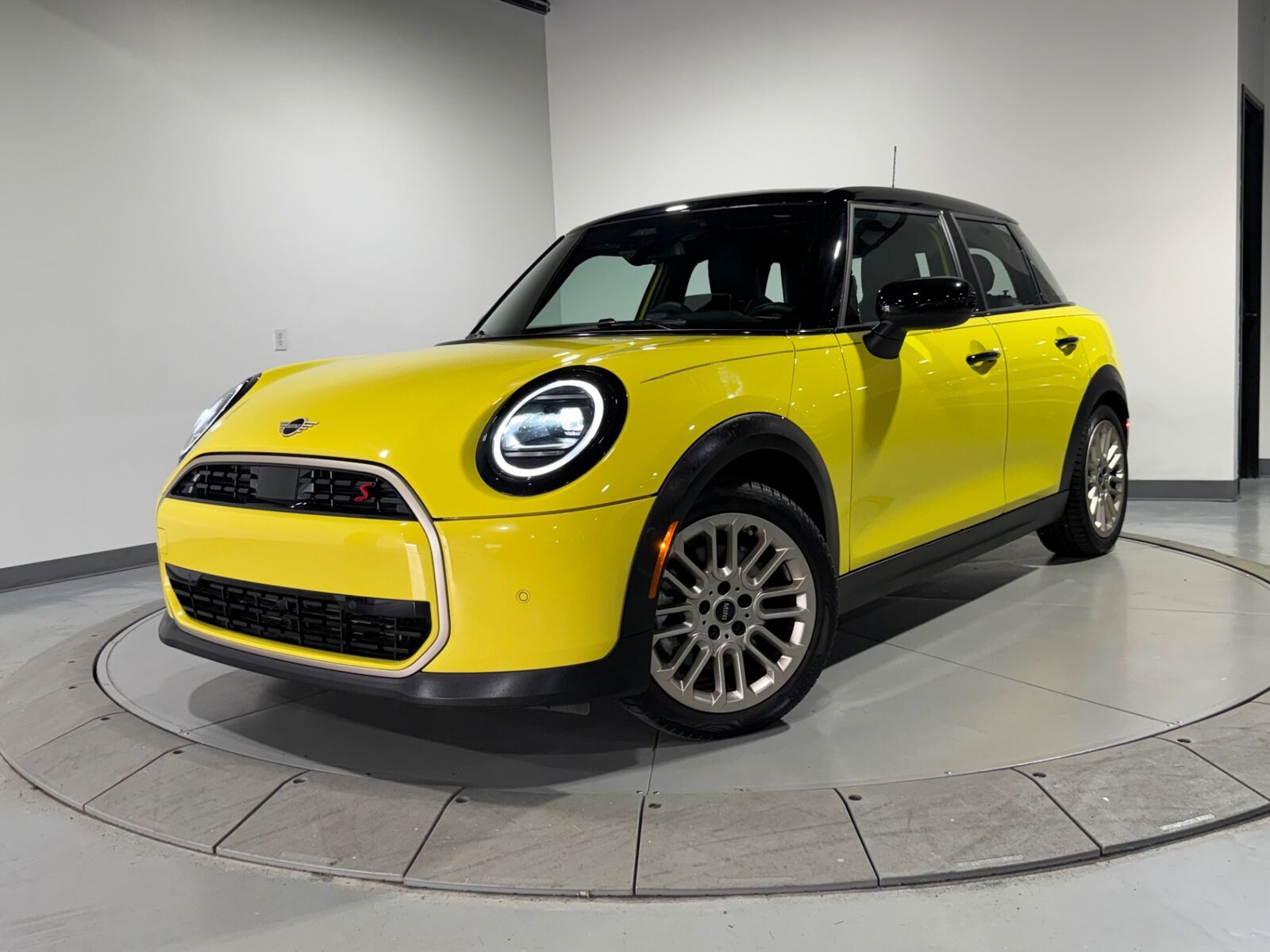 2025 MINI Hardtop