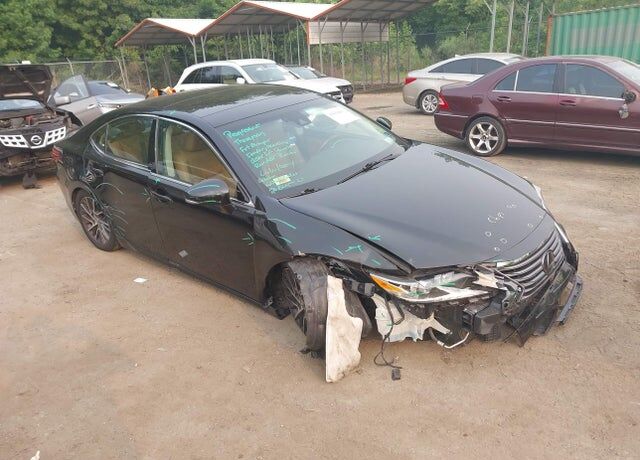 2017 LEXUS ES