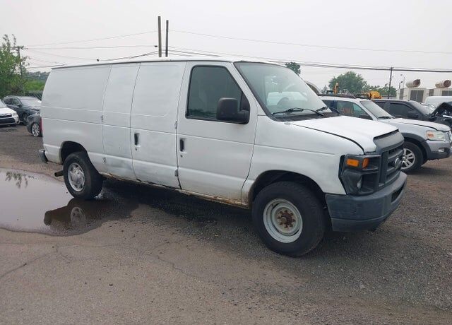 2012 FORD E-250
