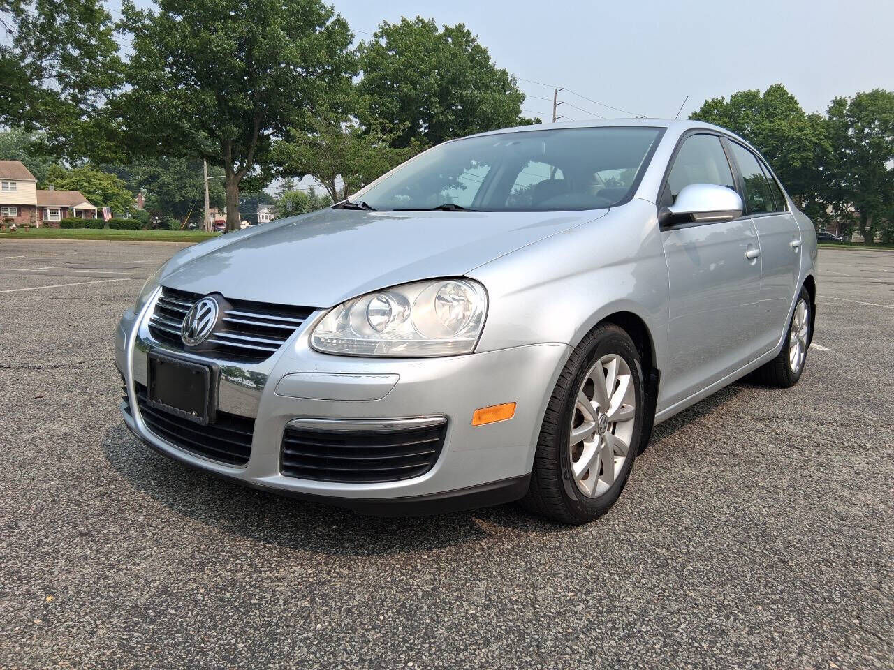 2010 VOLKSWAGEN Jetta