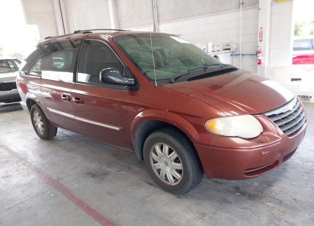 2007 CHRYSLER Town and Country