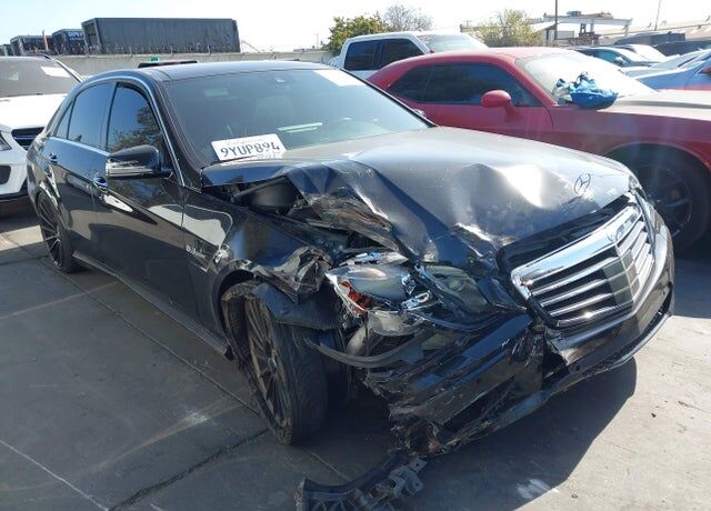2010 MERCEDES-BENZ E-Class