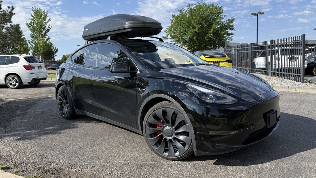 2022 TESLA Model Y