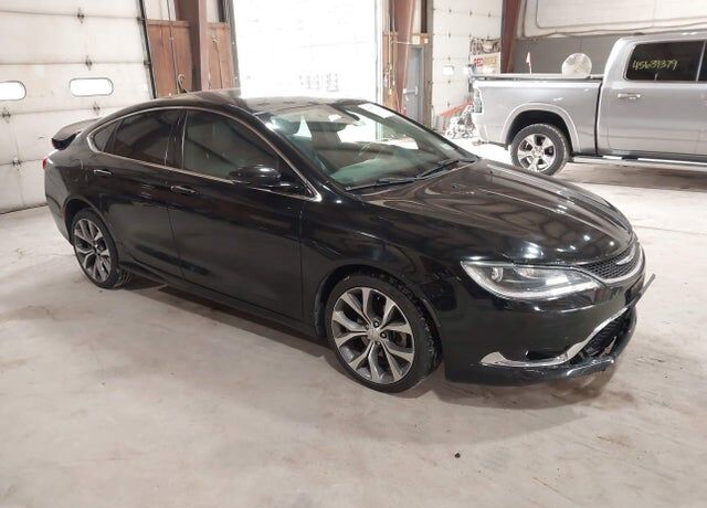 2015 CHRYSLER 200
