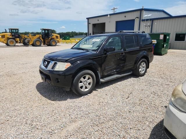 2011 NISSAN Pathfinder