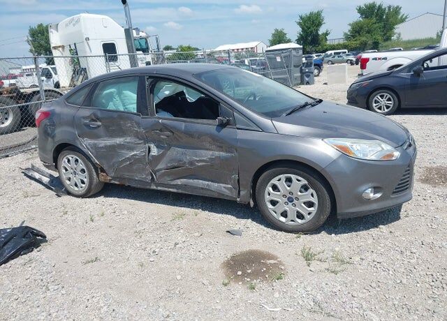 2012 FORD Focus