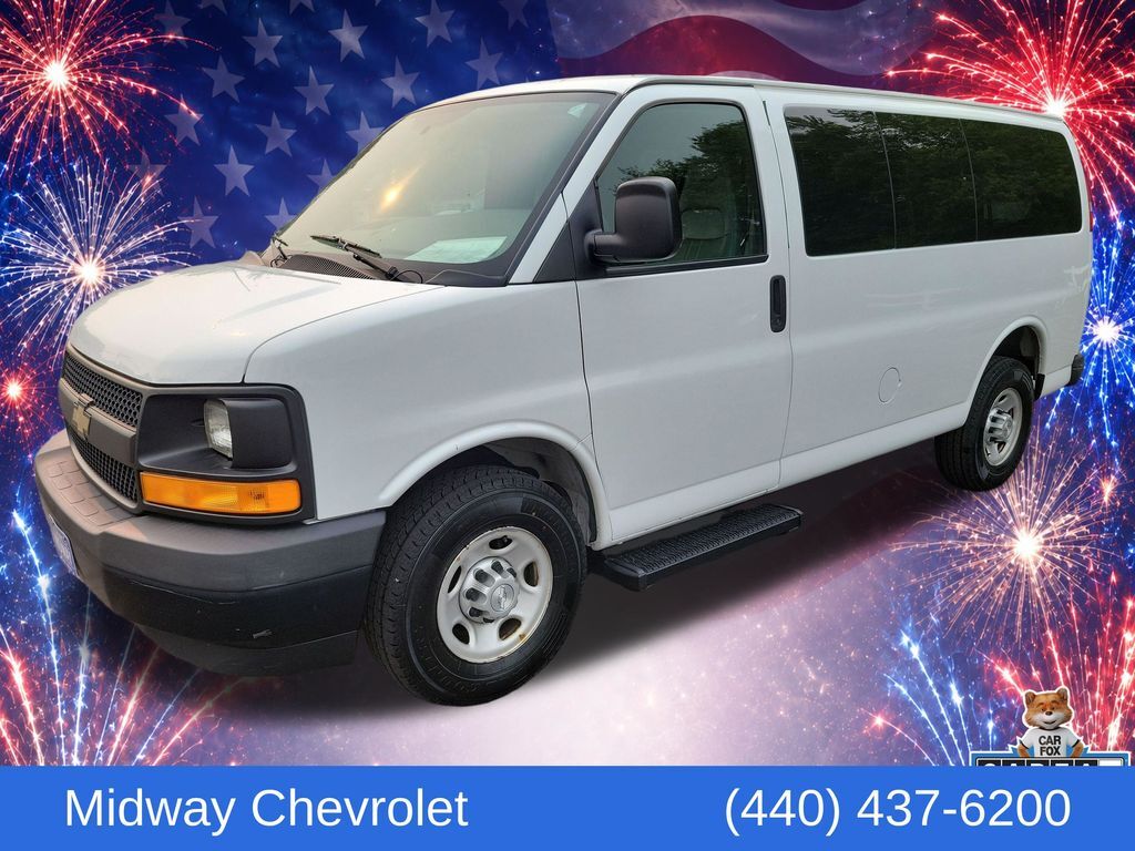 2017 CHEVROLET Express
