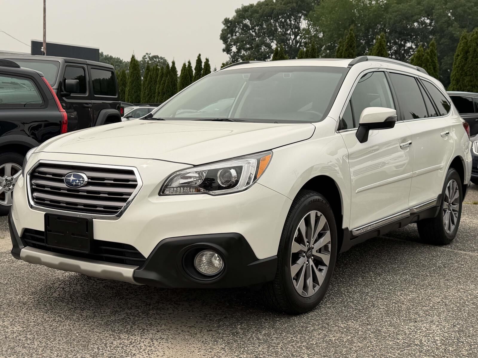 2017 SUBARU Outback