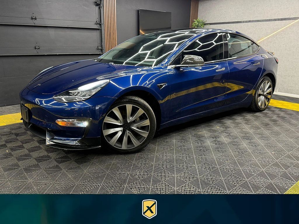 2019 TESLA Model 3