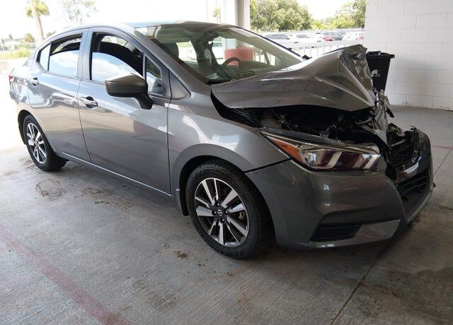 2022 NISSAN Versa