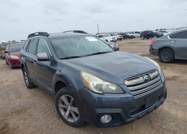 2014 SUBARU Outback