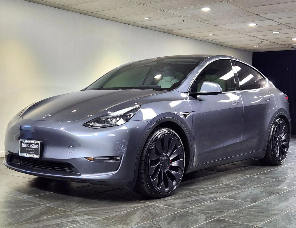 2023 TESLA Model Y