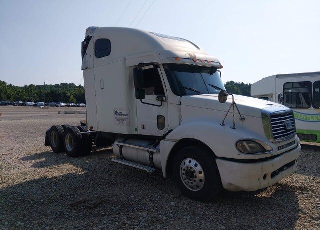2007 FREIGHTLINER Columbia