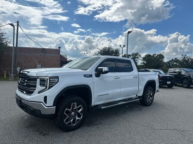 2023 GMC Sierra