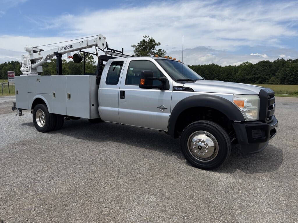2015 FORD F-550