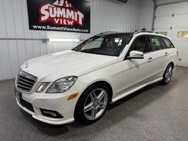 2011 MERCEDES-BENZ E-Class