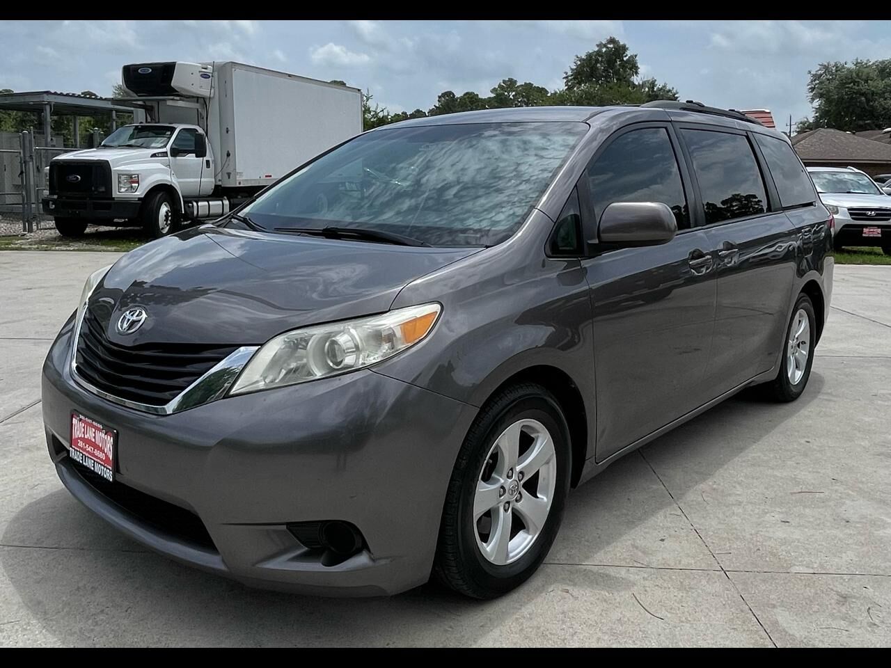 2014 TOYOTA Sienna