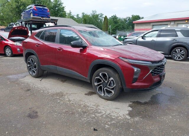 2025 CHEVROLET Trax