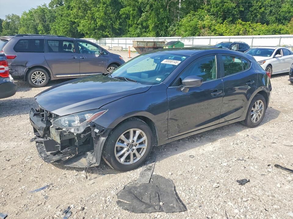 2016 MAZDA Mazda3