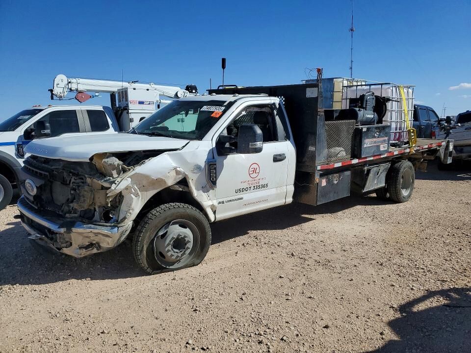 2020 FORD F-550