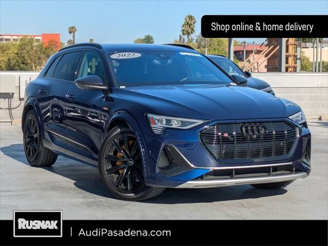 2022 AUDI e-tron