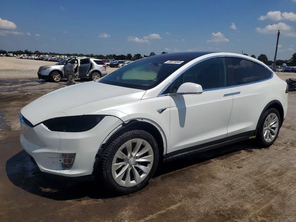 2018 TESLA Model X