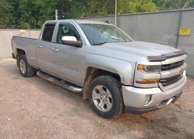 2017 CHEVROLET Silverado