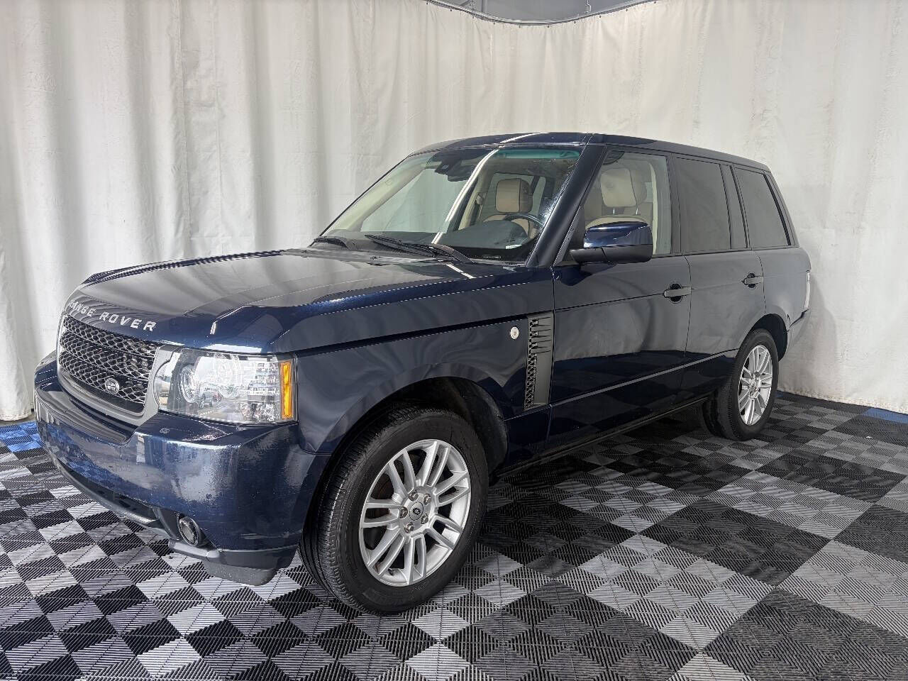 2011 LAND ROVER Range Rover