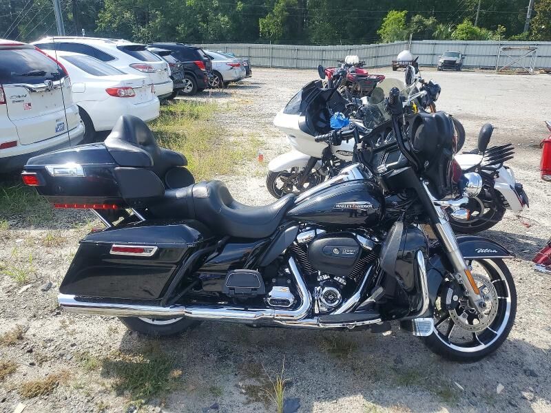 2018 HARLEY DAVIDSON FLHTCU / Electra Glide Ultra Classic
