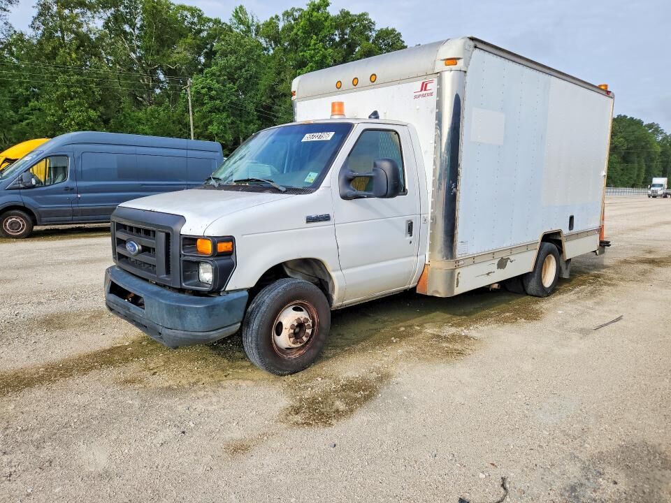 2008 FORD E-450