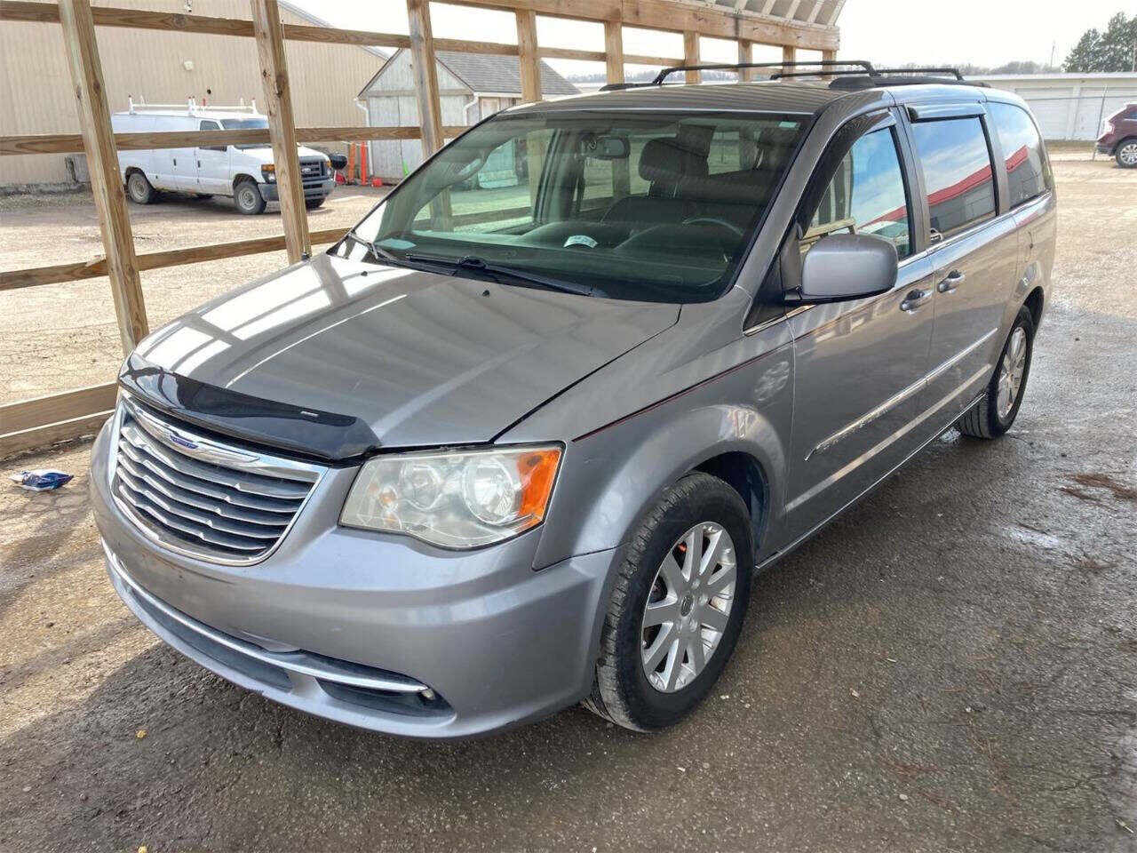 2016 CHRYSLER Town and Country