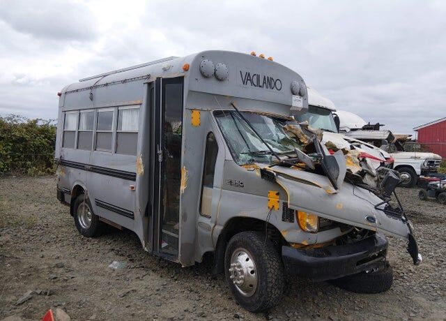 2000 FORD E-350
