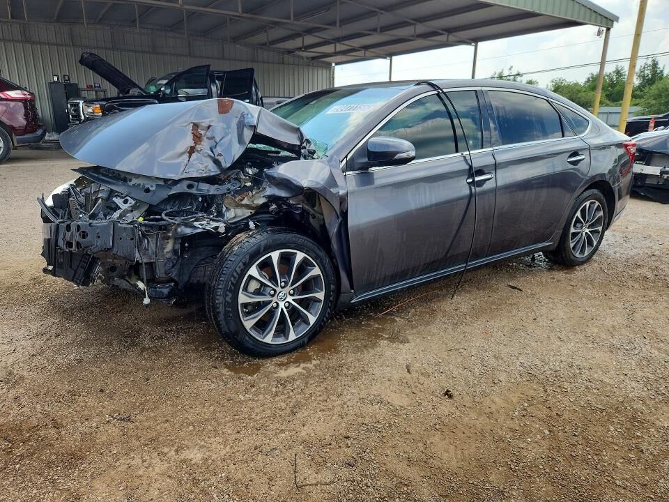 2018 TOYOTA Avalon