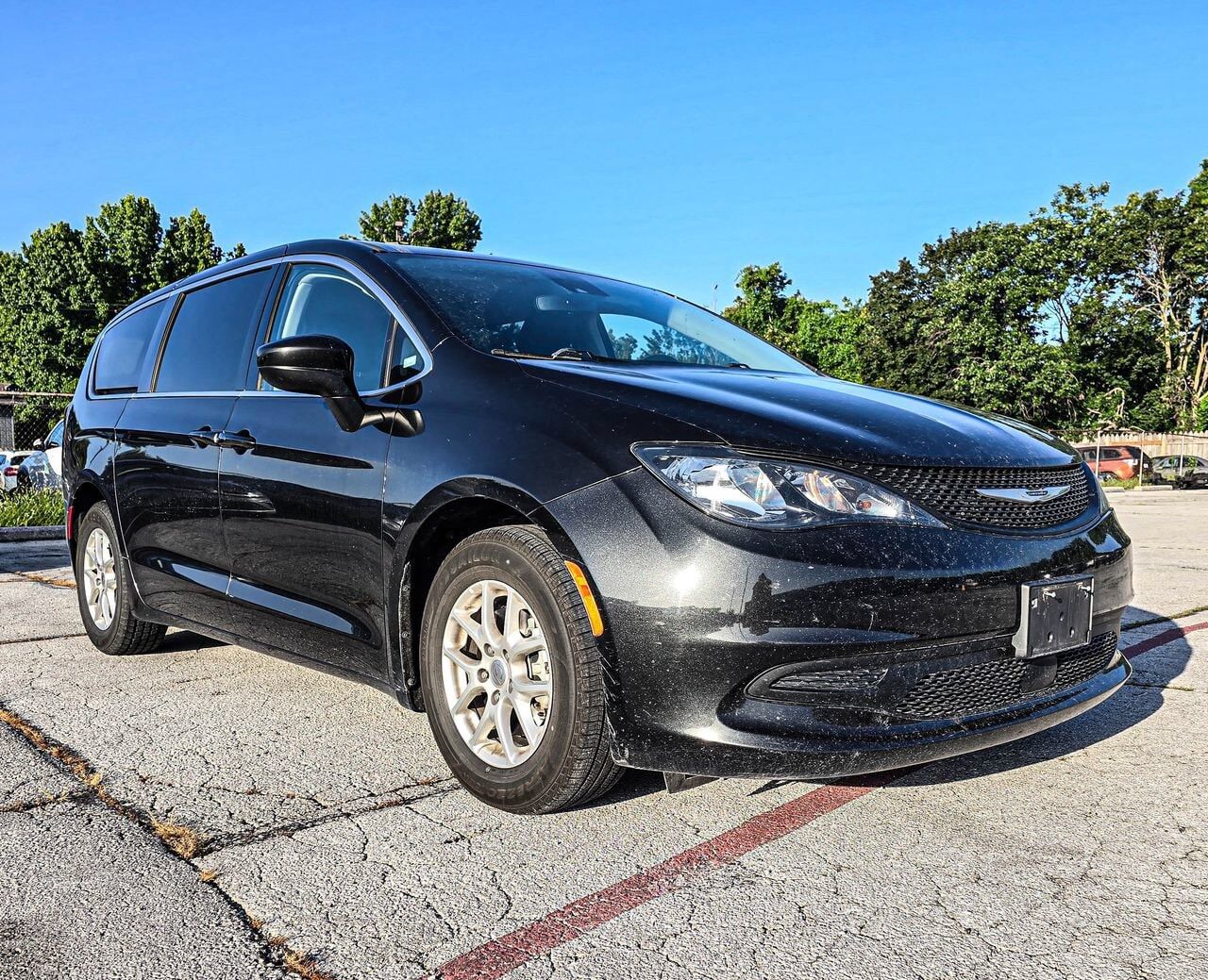 2023 CHRYSLER Voyager