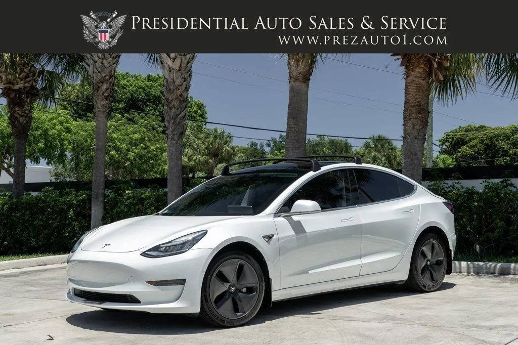 2020 TESLA Model 3