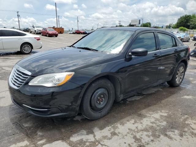 2013 CHRYSLER 200