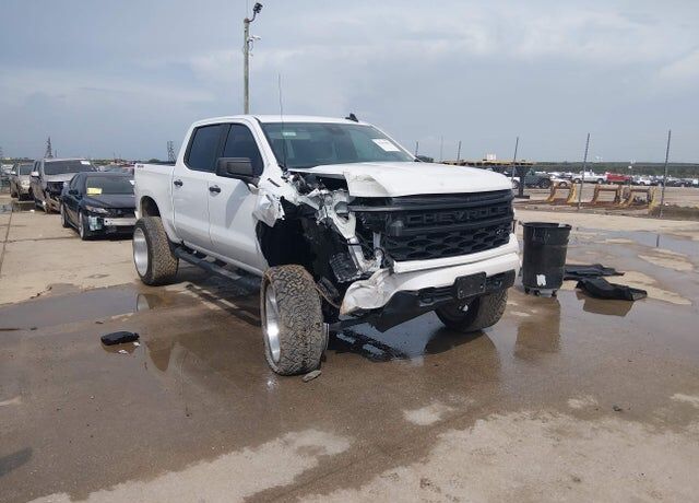 2023 CHEVROLET Silverado